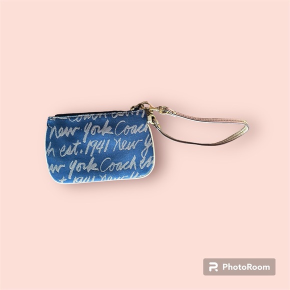 Bundle of 2 Coach Wristlets - Picture 3 of 16